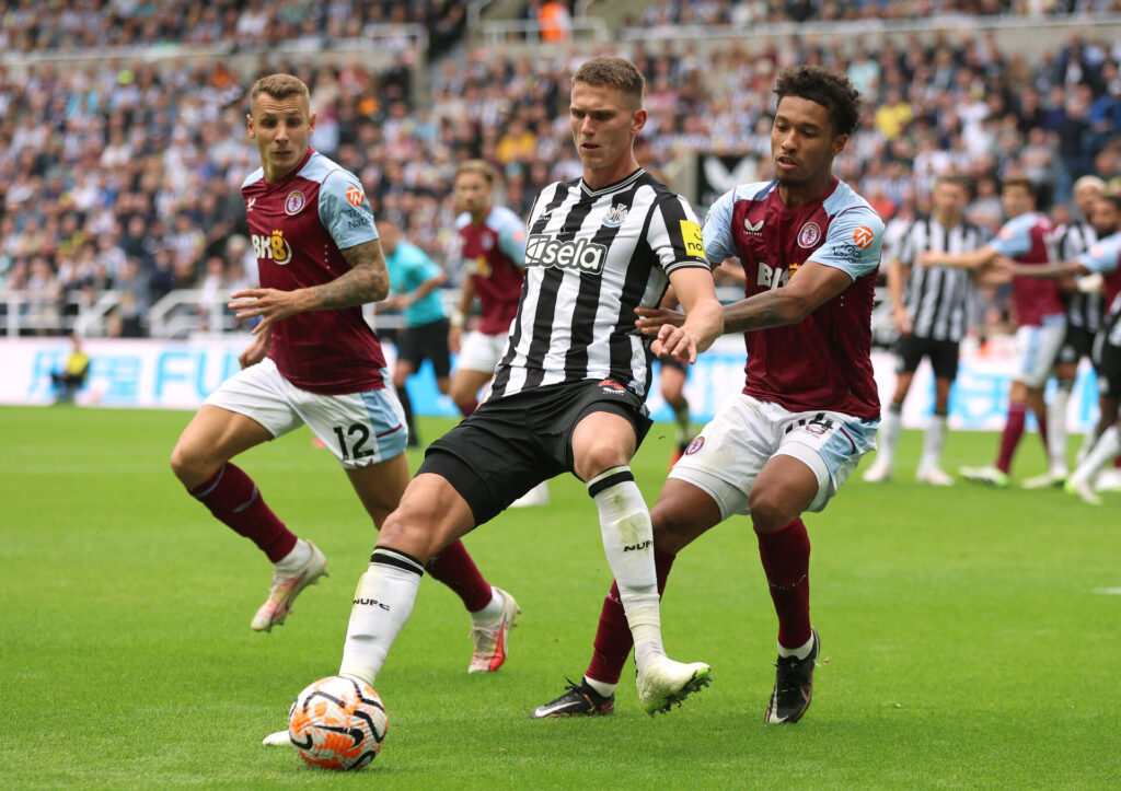 Sven Botman bliver ikke klar til Newcastles kamp mod Manchester United i Premier League.