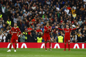 Andrew Robertson kan være tilbage for Liverpool i januar