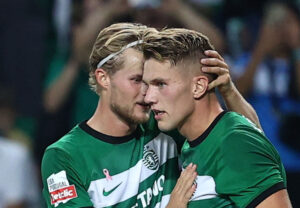 Morten Hjulmand og Victor Gyökeres jubler efter en scoring af Gyökeres