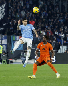 Yann Bisseck fik 90 minutter i Inters sejr over Lazio.