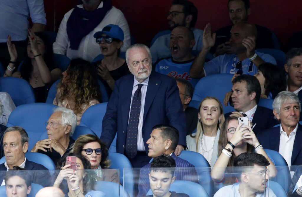 Napoli-præsident de Laurentiis tager ansvar for klubbens dårlige resultater.