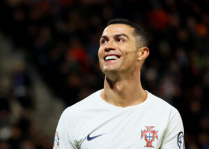 Cristiano Ronaldo reagerer sarkastisk på udeladelse.