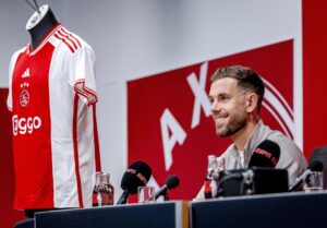 Jordan Henderson er blevet taget godt imod i Ajax.