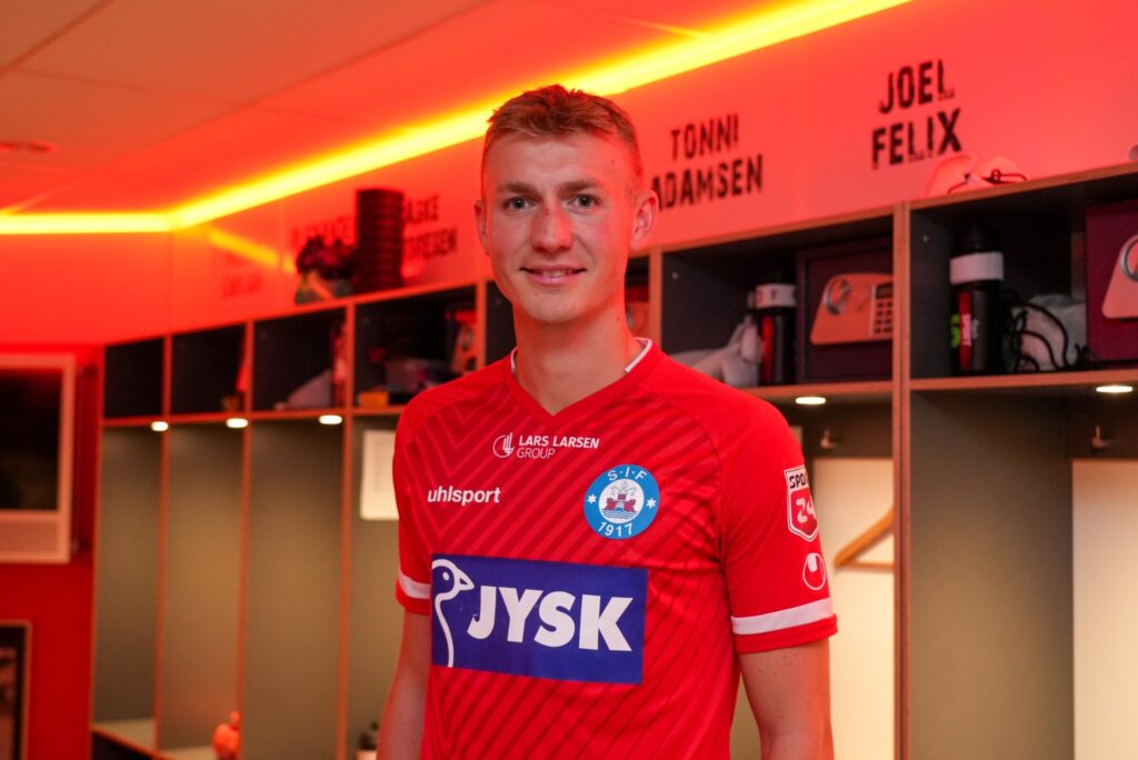 Frederik Rieper skifter fra Aarhus Fremad til Silkeborg IF.