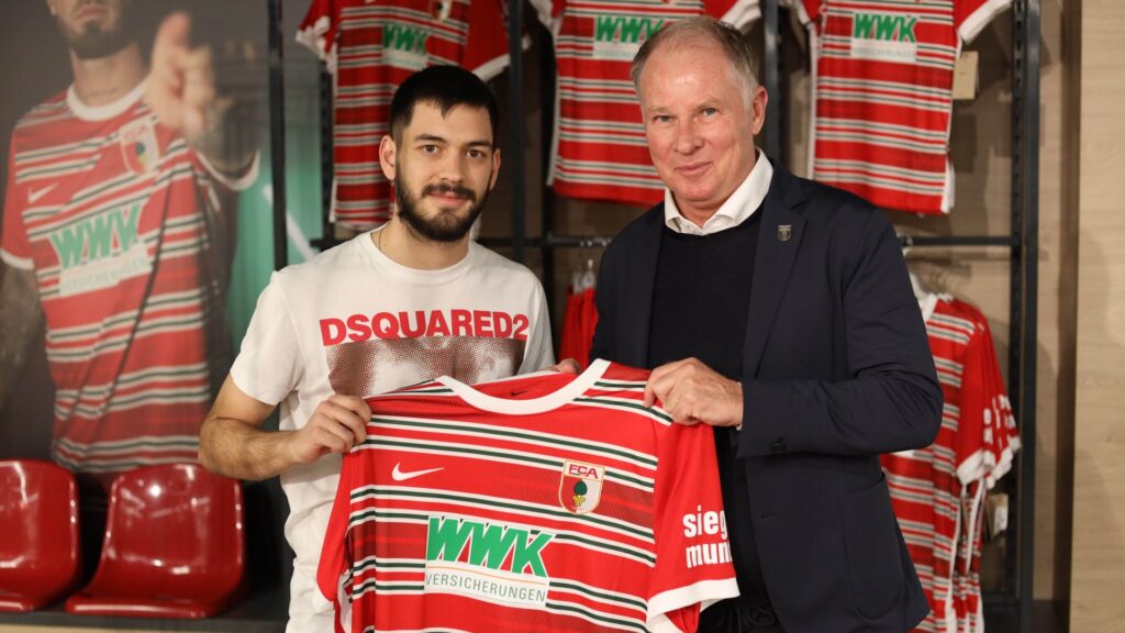 Vejle vil hente David Colina i FC Augsburg