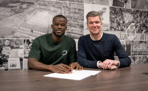 Viborg FF har hentet den ghanesiske angriber Malik Abubakari.