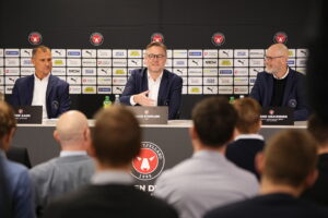 Claus Steinlein forklarede på torsdagens pressemøde, at der har ligget for mange opgaver hos ham