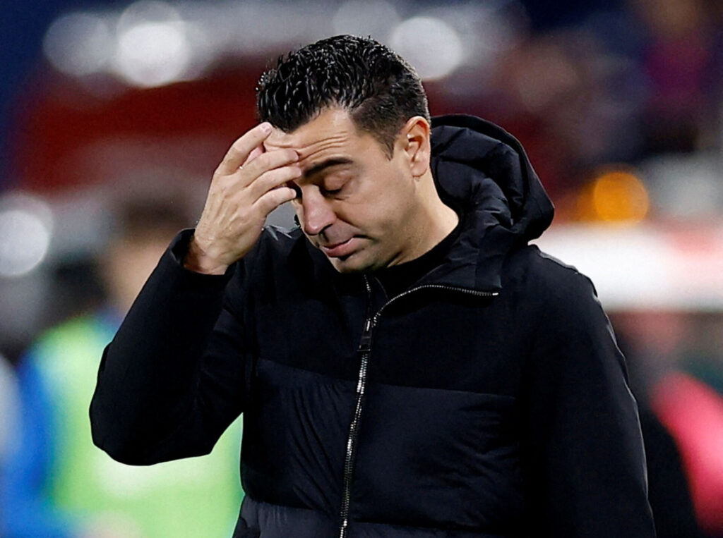 Xavi er færdig FC Barcelona til sommer, og det tog nogle Barca-stjerner ikke så godt imod.