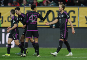 FC Bayern München vinder sikkert mod Jess Thorups FC Augsburg.