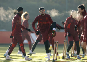 Uniteds Joe Hugill fik en drømmestart på sit lejeophold i Burton Albon, da han scorede efter tre minutter.