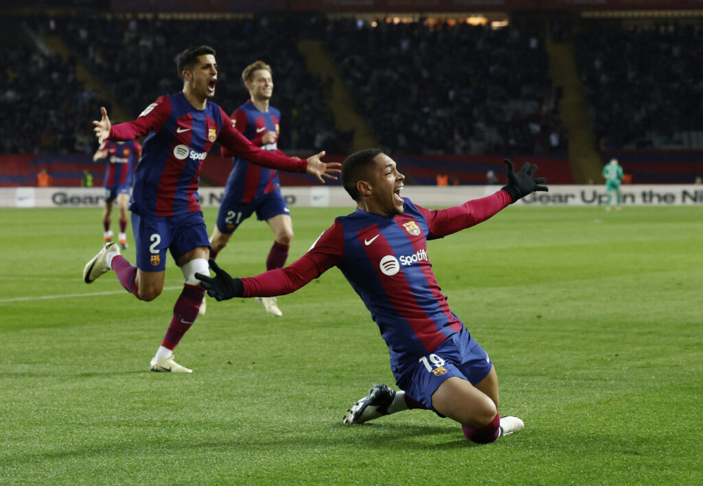 Vitor Roque scorede onsdag aften sit første Barca-mål hjemme mod Osasuna.