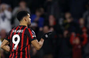 Newcastle jagter Solanke