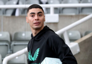 Miguel Almiron var ikke med i Newcastle-truppen, som lørdag aften besejrede Fulham i FA Cuppen.
