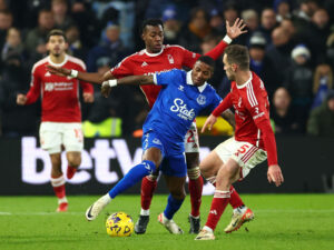 Everton og Nottingham Forest begge anklaget for brud på financial fair play.