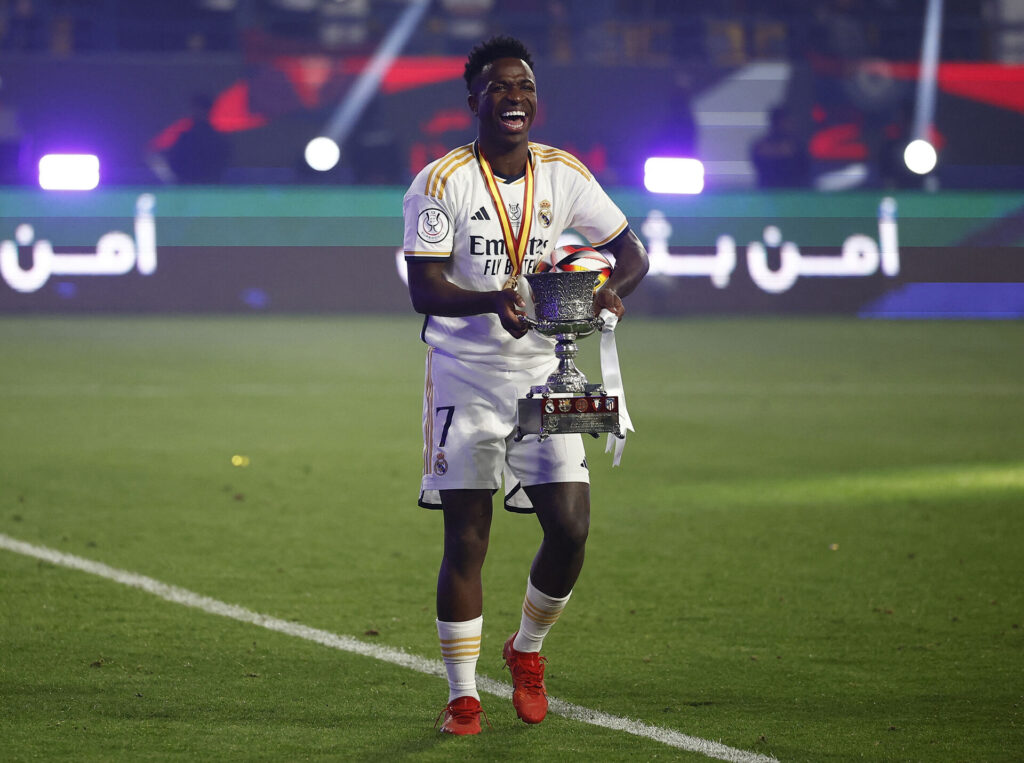 Vinicius Junior og Real Madrid slog søndag aften FC Barcelona i Supercopa de Espana finalen.