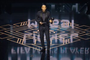 Thierry Henry fik publikum til at grine med morsom stikpille til medvært ved FIFA The Best.