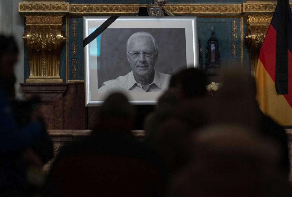 Bayern München er i fuld gang med at mindes Franz Beckenbauer