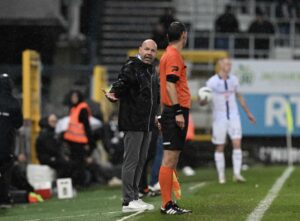 Brian Riemer og resten af den danske enklave i Anderlecht kan på søndag tangere en rekord, som har stået i ti år, når de møder Club Brugge.