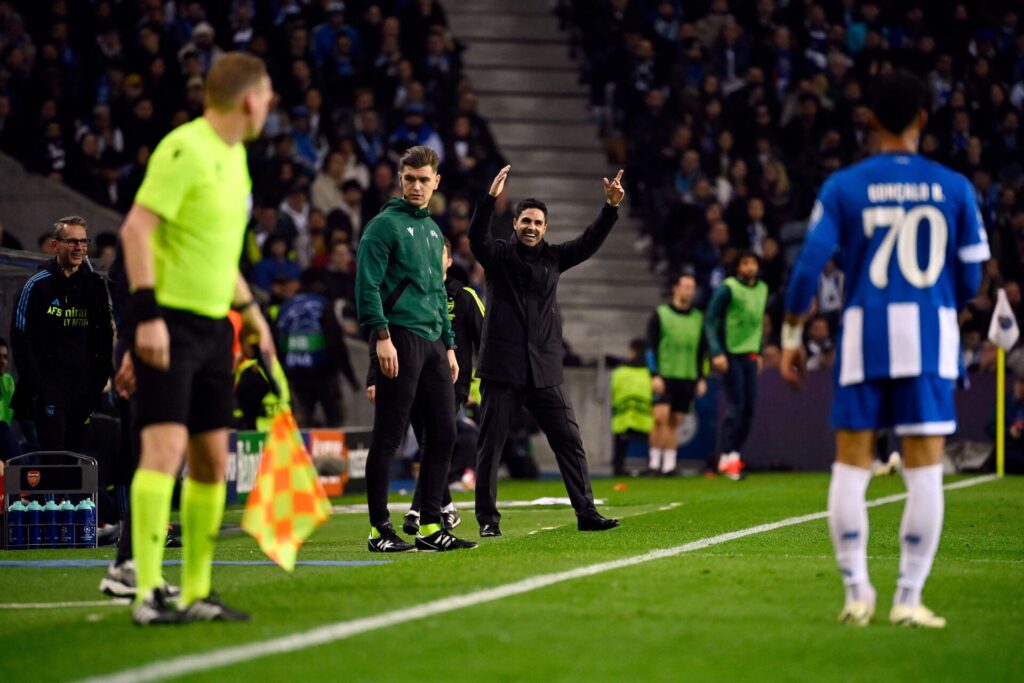 Mikel Arteta var ikke tilfreds efter nederlaget til Porto i Champions League-ottendedelsfinalen.