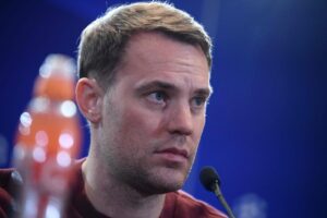 Neuer til pressemøde for Bayern München