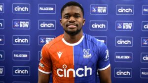 Cheick Doucouré i Crystal Palaces trøje