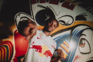 Hendry Blank skifter til RB Salzburg.