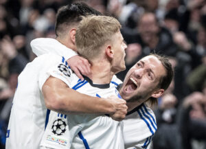 FCK's spillere jubler efter scoring i Parken