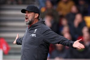 Jürgen Klopp må undvære sin målmand i længere periode afslører Brasiliens landstræner