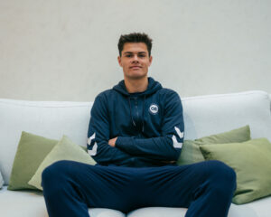 Luca Kjerrumgaard har forlænget med OB