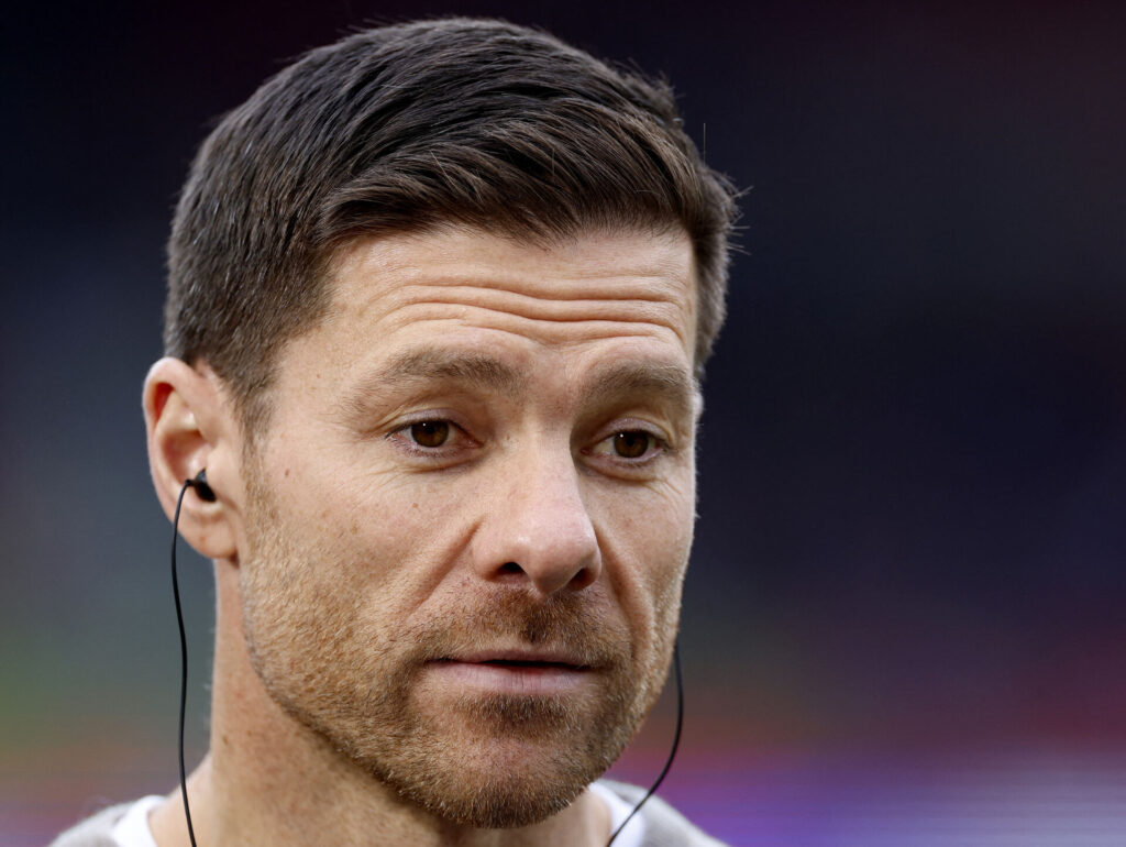 Xabi Alonso efter en kamp for Bayer LEverkusen