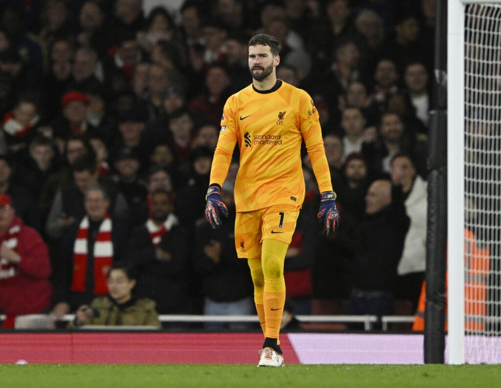 Alisson er angiveligt blevet skadet og misser Liverpools kamp mod Brentford i Premier League.