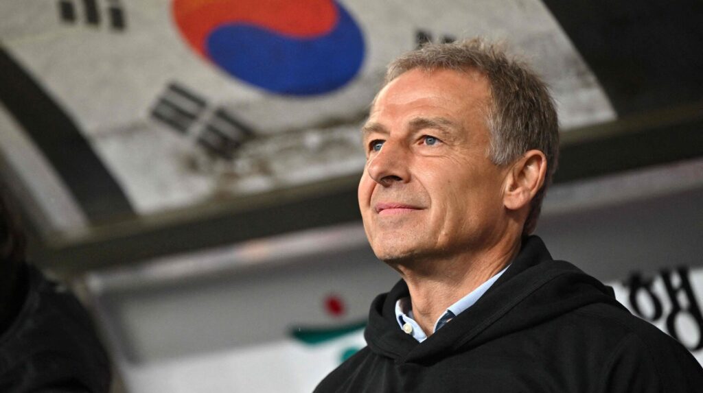 Sydkorea har fyret Jürgen Klinsmann som landstræner.