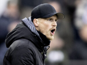 AaB's træner Oscar Hiljemark i NordicBet ligaen mellem AaB og SønderjyskE på Aalborg Portland Park, lørdag 24. februar 2024.