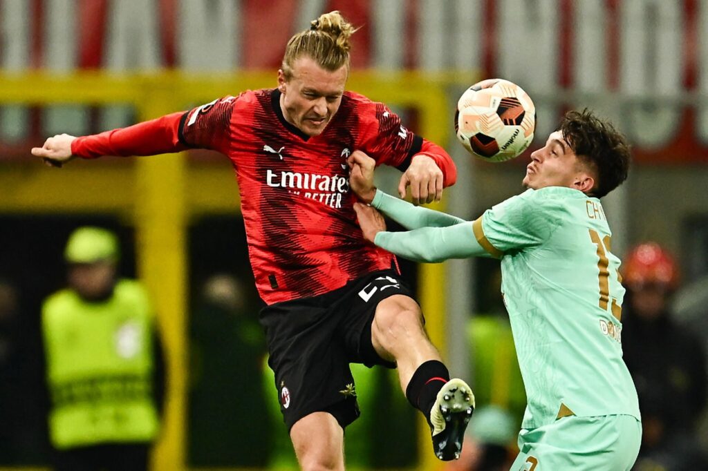 AC Milan sejrede med 4-2 hjemme mod Slavia Prag i Europa League.