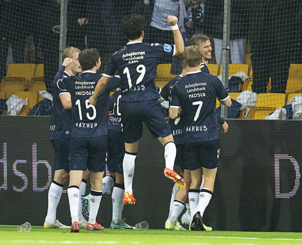 AGFs Frederik Tingager scorer til 2-3. Oddset Pokalen pokalsemifinale mellem FC Nordsjælland og AGF i Farum fredag den 29. marts 2024.