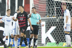 Cho Gue-Sung er måske snart fortid som straffesparksskytte i FC Midtjylland - i hvert fald har Cho brændt tre straffespark i denne sæson.