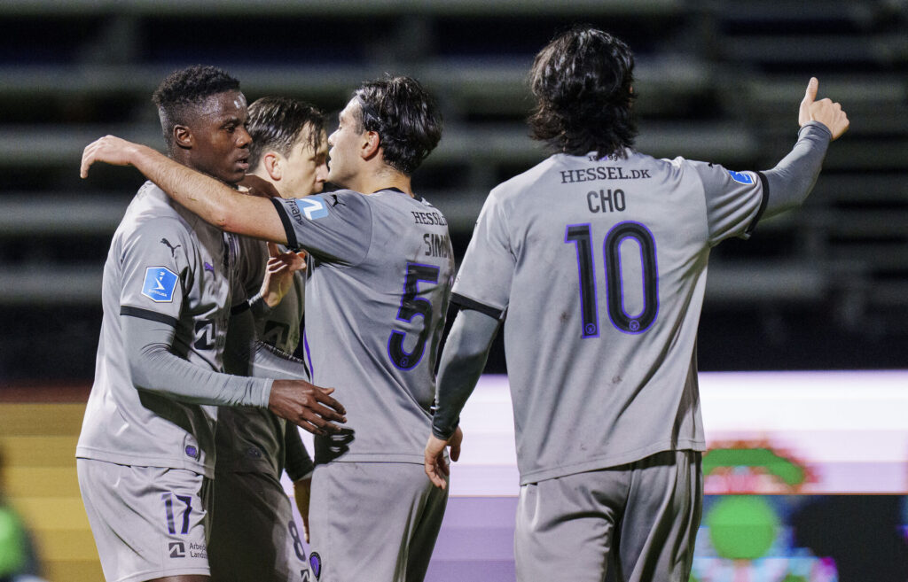 FC Midtjyllands Franculino og Aral Simsir fejrer et mål.