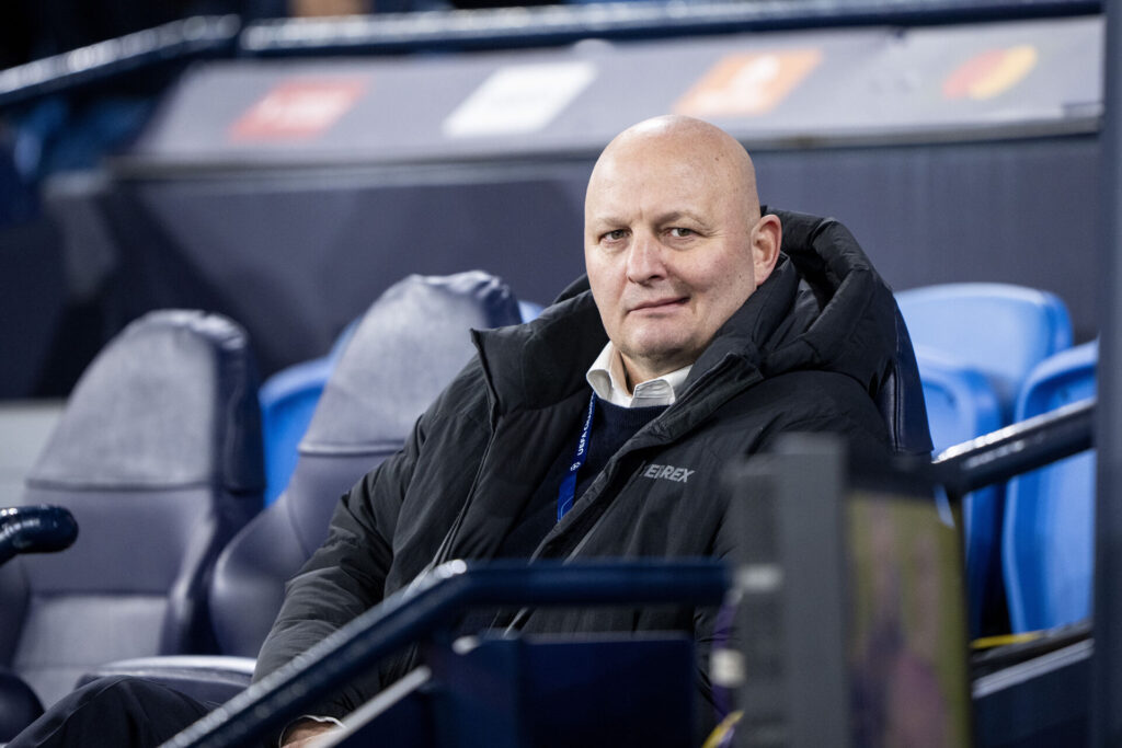 FCK's sportschef Peter "PC" Christiansen før returkampen i Champions League 1/8-finalen mellem Manchester City og FC København i Manchester.