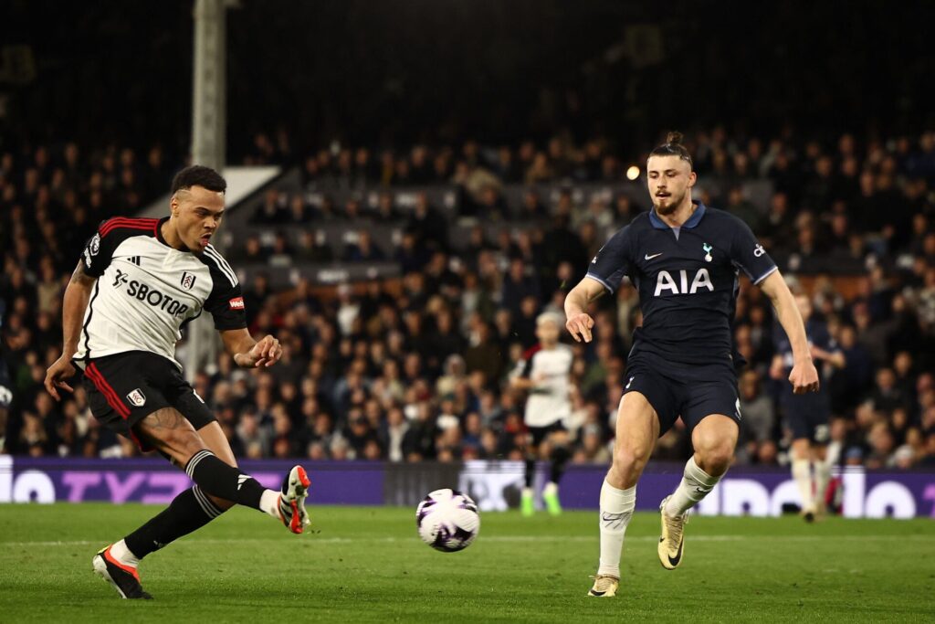 Fulhams Rodrigo Muniz scorer mod Tottenham.