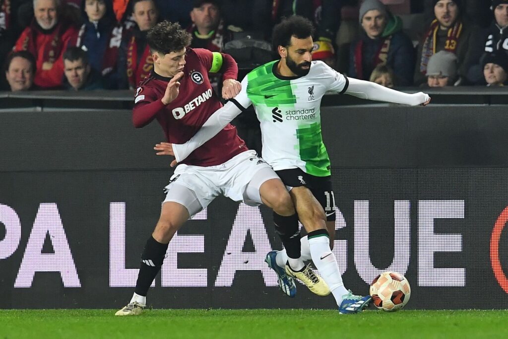 Mohamed Salah i aktion for Liverpool i Europa League mode Sparta Prag.