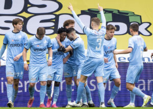 Randers FCs spillere fejrer 1-0 scoringen fra Mohammed Fuseini under superligakampen mellem Randers FC og Lyngby i Randers søndag den 31. marts 2024.