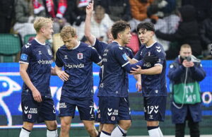 AGF's spillere jubler efter scoring