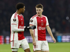Anton Gaaei i aktion for Ajax i Europa League.