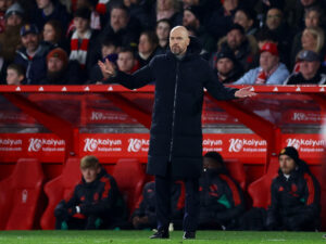 Erik ten Hag er klar til Manchester-derby, hvor det gælder om at spise for Manchester United.