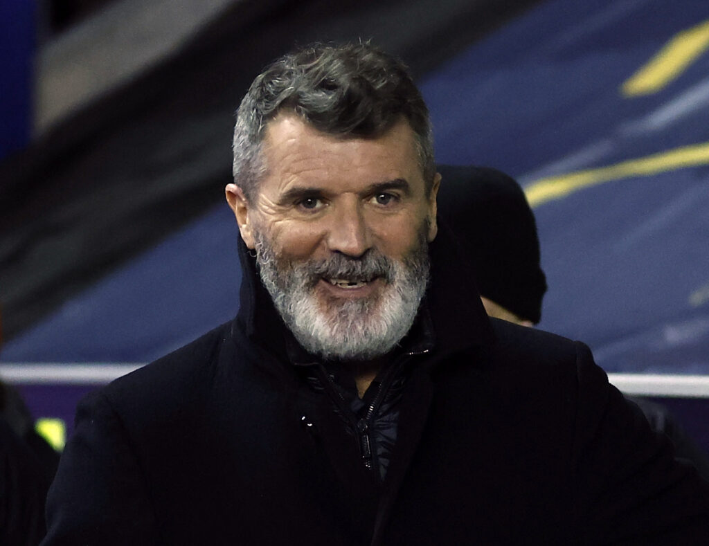 Roy Keane blev nikket en skalle af en vred Arsenal-fan, efter Arsenal slog Manchester United på Emirates tilbage i september.