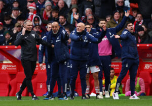 Nottingham Forest-assistenten bliver anklaget af FA for usportslig opførsel, efter han brokkede sig i stor stil, da det tabte til Liverpool.