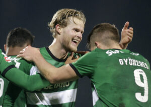 Morten Hjulmand fejrer sin scoring for Sporting