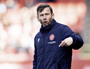 Mathias Haugaasen i aktion for AaB mod Kolding IF.