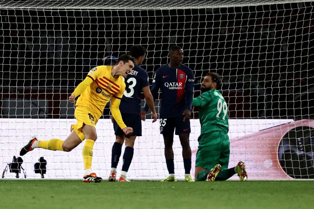Andreas Christensen jubler efter at have scoret for FC Barcelona mod Paris Saint-Germain.