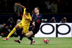 Lamine Yamal i aktion for FC Barcelona mod PSG.